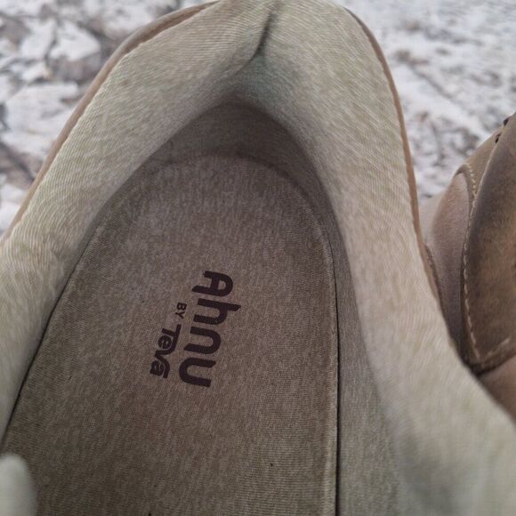 Ahnu Hiking Shoes size 8.5 - Picture 5 of 10